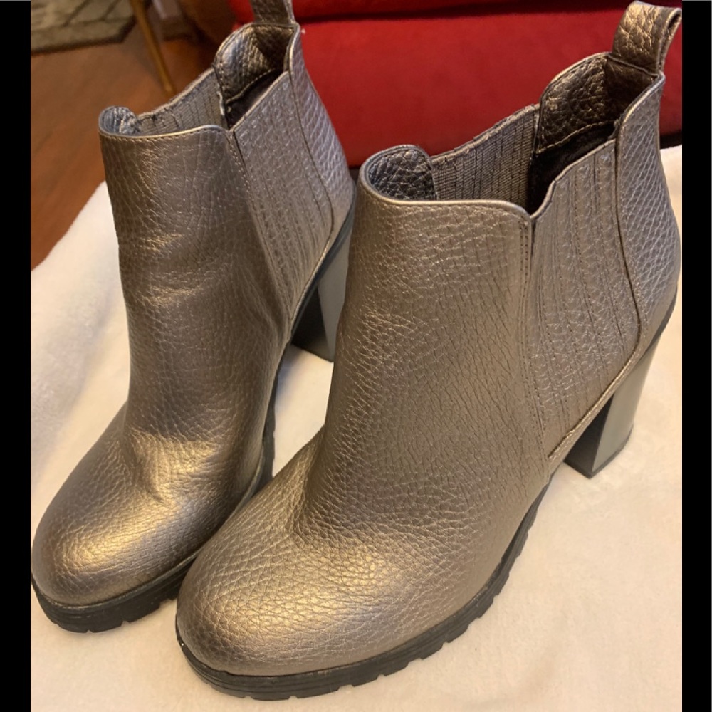 Sam & Libby Ankle Boots Size 8 Excellent Condition
